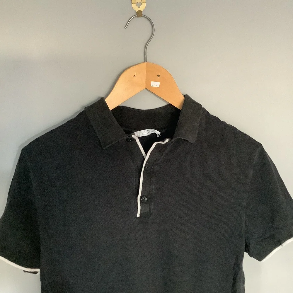 Versace Polo Shirt - Size M - Black - Pique Cotton - P2P 19โ - Picture 5 of 8